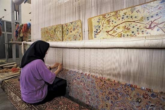 لماذا تتفوّق السجادة العتيقة على كل شيء؟